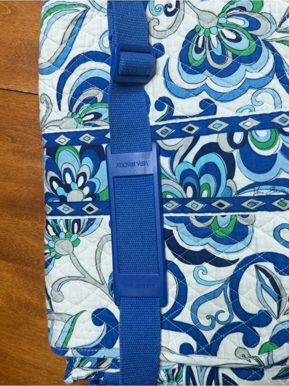 Vera Bradley Mediterranean Messenger Bag /Large Purse Laptop Blue White Floral - Picture 15 of 16